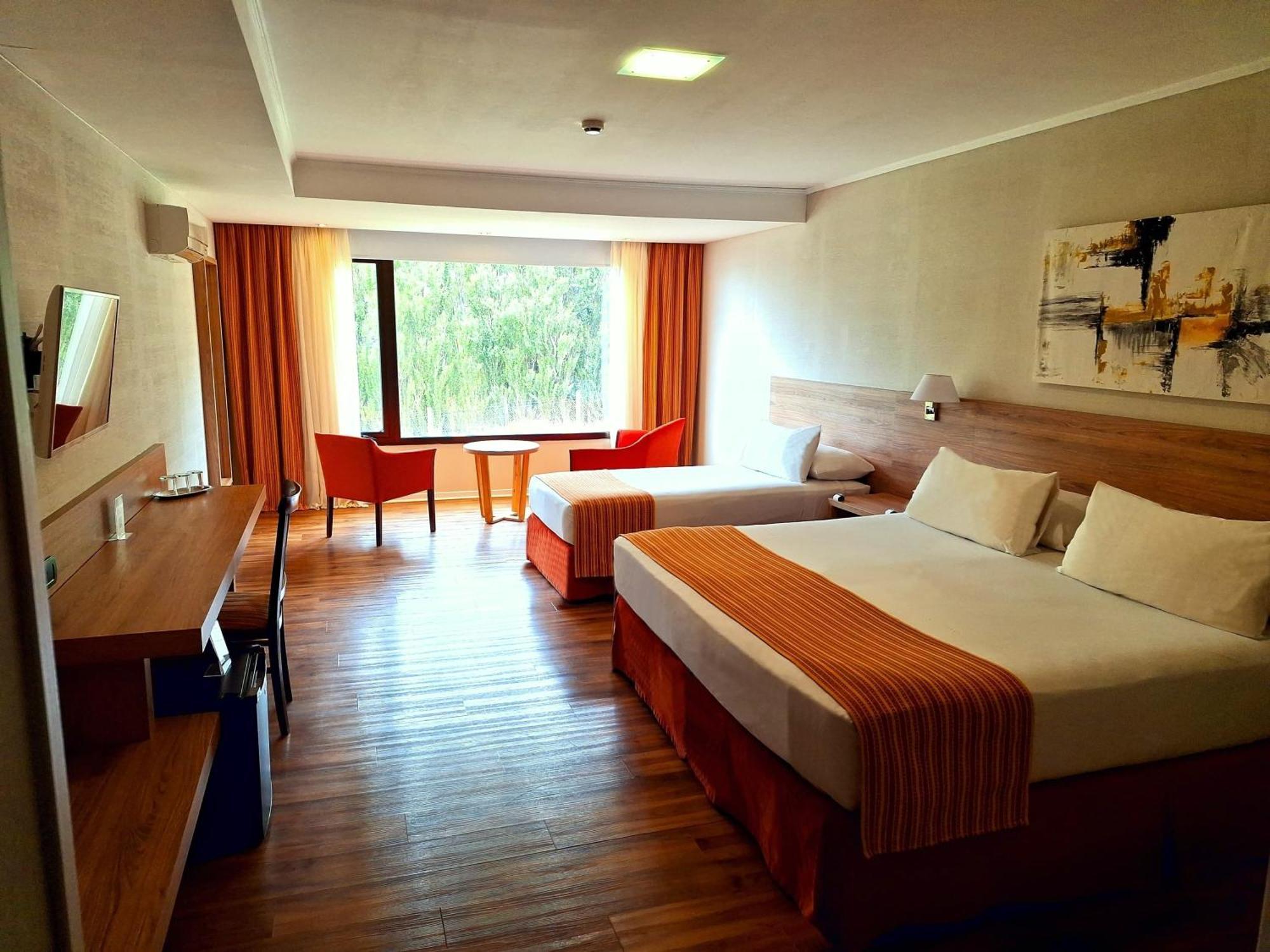 Hotel Xelena & 5*